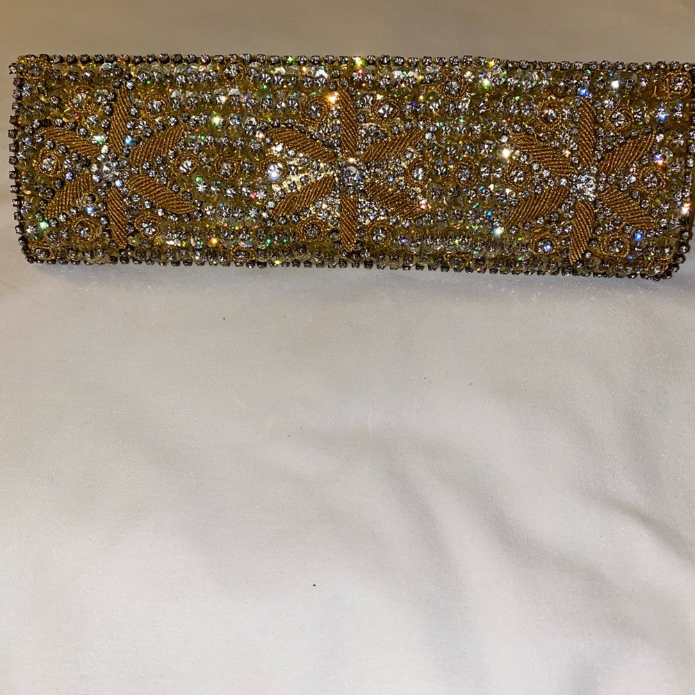 Gold clutch
